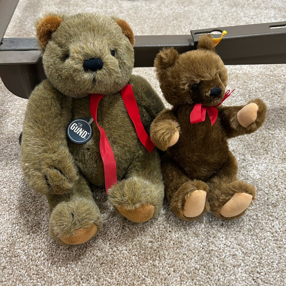 Gund Collectible Bears